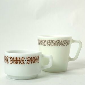 Lot of Two (2x) VTG PYREX Coffee Mugs MCM Copper Filigree Milk Glass USA made